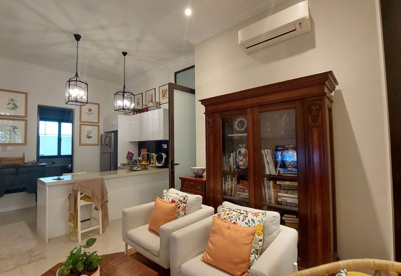 Isle of Kamares, Setia Eco Glades