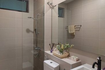 Isle of Kamares, Setia Eco Glades