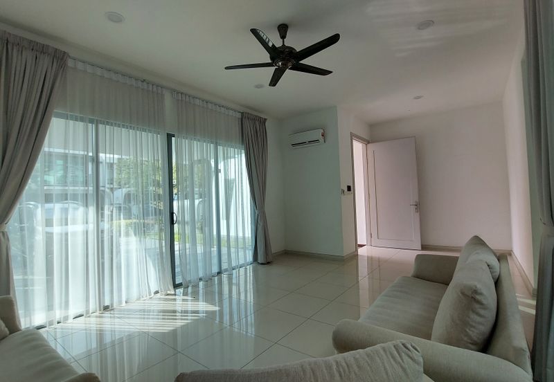 Liu Li Garden, Setia Eco Glades