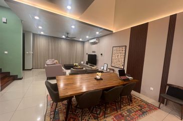 Isle of Botanica, Setia Eco Glades