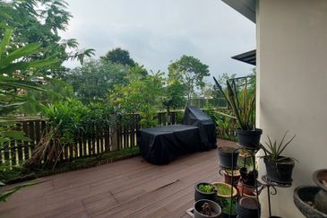 Isle of Botanica, Setia Eco Glades