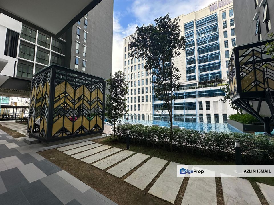 Short walk to LRT Station Alinea Suites Seksyen 14 Shah Alam , Selangor, Shah Alam