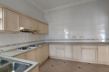 2 Storey Semi Detached Jalan Damar Bandar Sri Damansara 