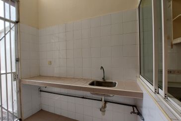 2 Storey Semi Detached Jalan Damar Bandar Sri Damansara 