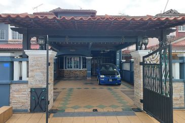 Fully Furnished (22ft x 92ft) 2 Storey Terrace Taman Seri Delek Klang 