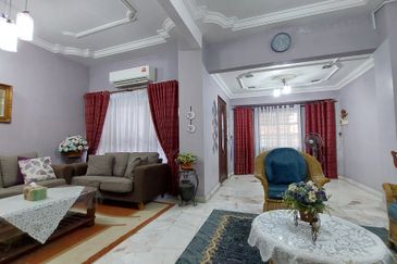 Fully Furnished (22ft x 92ft) 2 Storey Terrace Taman Seri Delek Klang 