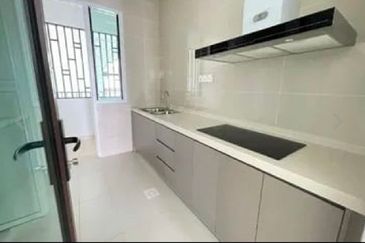 Isle of Kamares, Setia Eco Glades