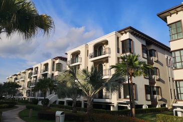 Isle of Kamares, Setia Eco Glades