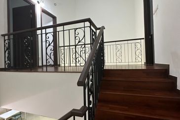 Jewels of Grasmere, Setia Marina