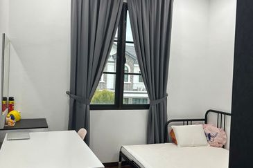 Jewels of Grasmere, Setia Marina