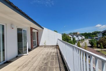 TAMAN BUKIT CHEMARA(CHEMARA HILL)