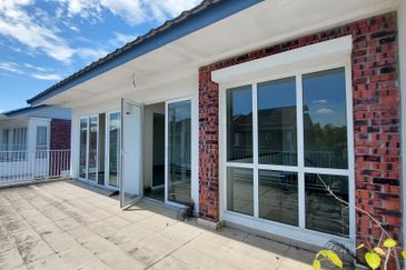 TAMAN BUKIT CHEMARA(CHEMARA HILL)