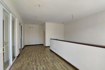 TAMAN BUKIT CHEMARA(CHEMARA HILL)