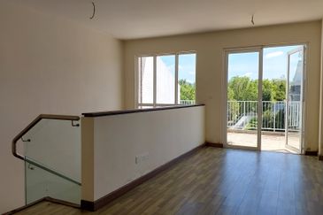 TAMAN BUKIT CHEMARA(CHEMARA HILL)