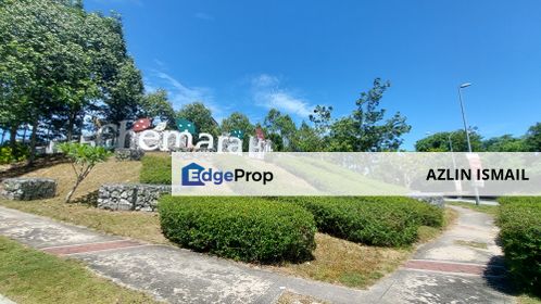 For Sale 5 Bedroom 3 Storey Semi-Detached House in Jalan Persiaran Chemara, Negeri Sembilan, Seremban