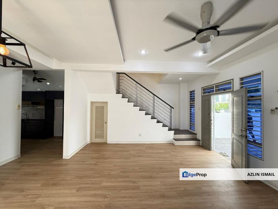 Refurbished Semi D Cluster Royal Ivory 2 Bandar Saujana Putra , Selangor, Bandar Saujana Putra