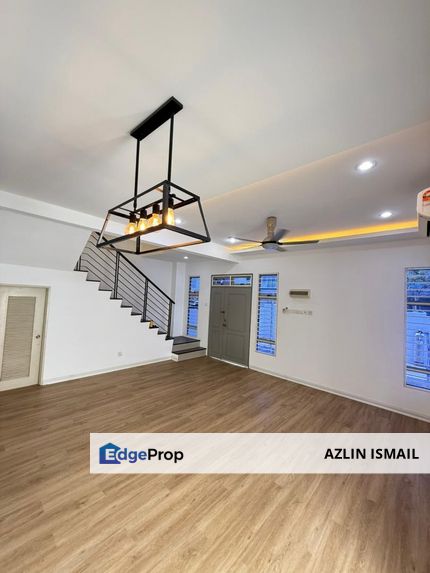 Refurbished Semi D Cluster Royal Ivory 2 Bandar Saujana Putra , Selangor, Bandar Saujana Putra