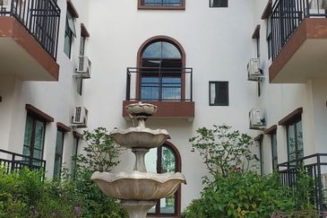 Isle of Kamares, Setia Eco Glades