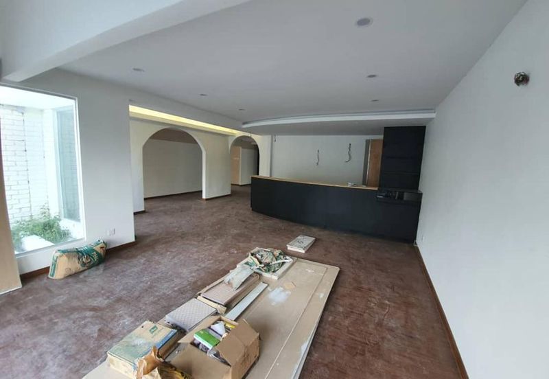 SS2 Bungalow House For Sale