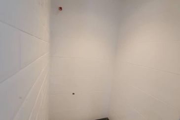 SS2 Bungalow House For Sale