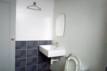 KL Cheras 3 Storey Bungalow For Sale