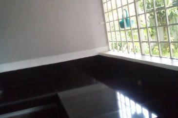 KL Cheras 3 Storey Bungalow For Sale