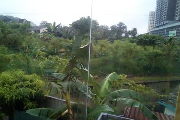 KL Cheras 3 Storey Bungalow For Sale