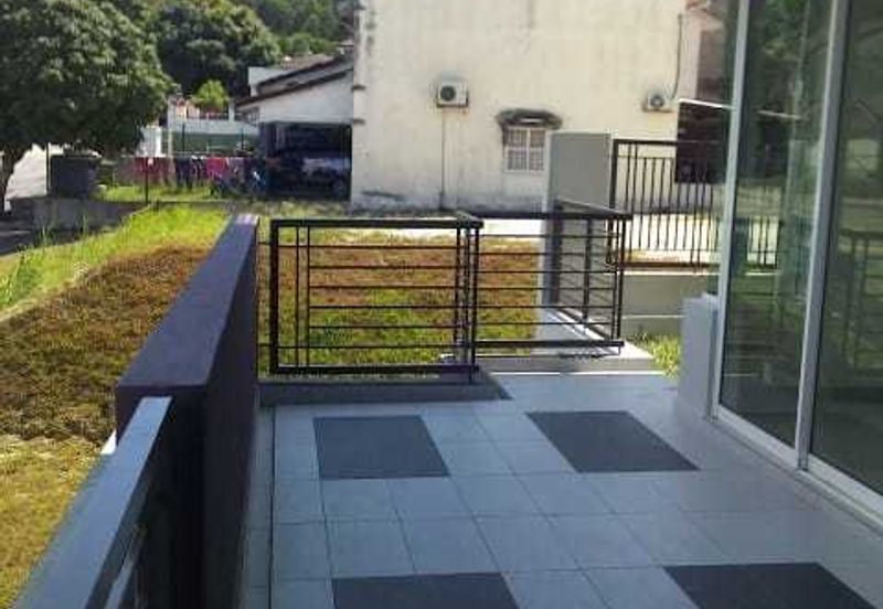 KL Cheras 3 Storey Bungalow For Sale