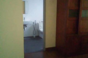 KL Cheras 3 Storey Bungalow For Sale