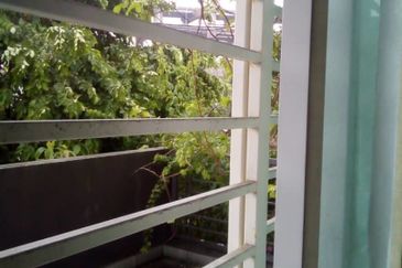 KL Cheras 3 Storey Bungalow For Sale