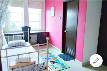 Bungalow Desa Pandan Fire Sale 