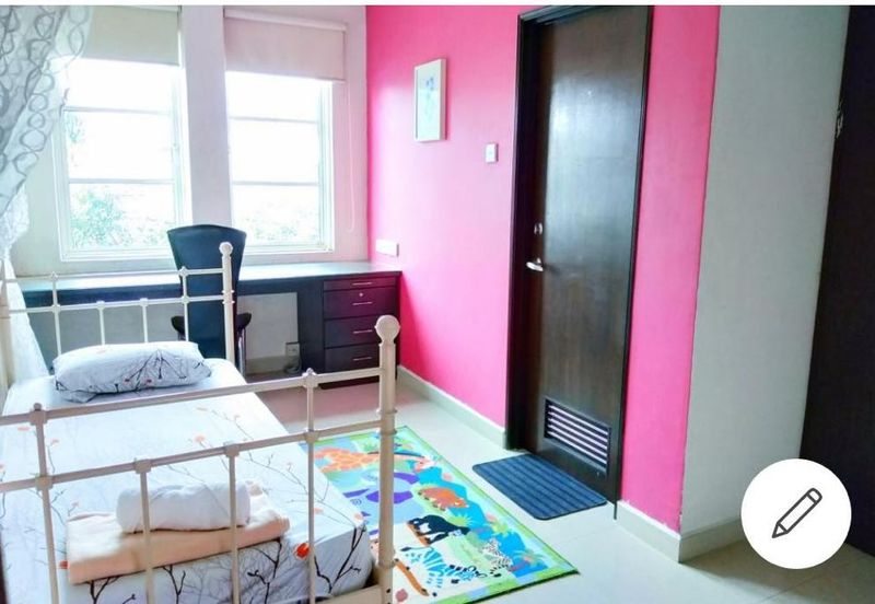 Bungalow Desa Pandan Fire Sale 