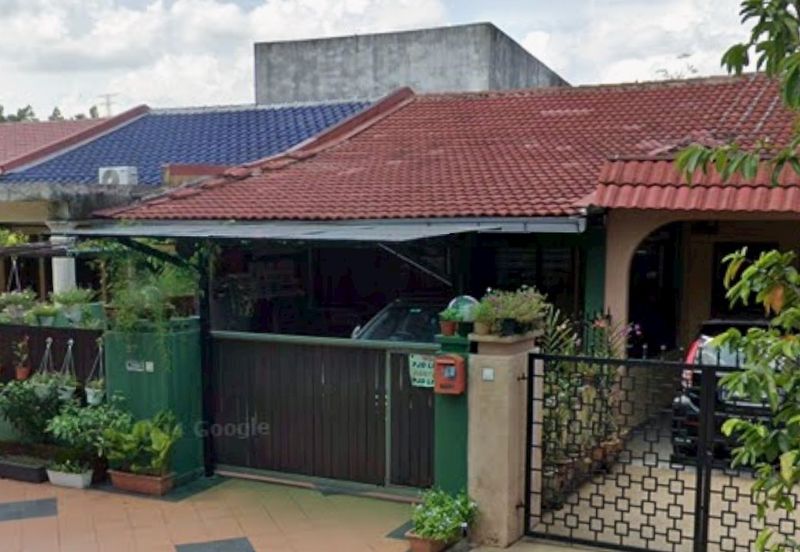 Single Storey Terraced House PJ For Sale