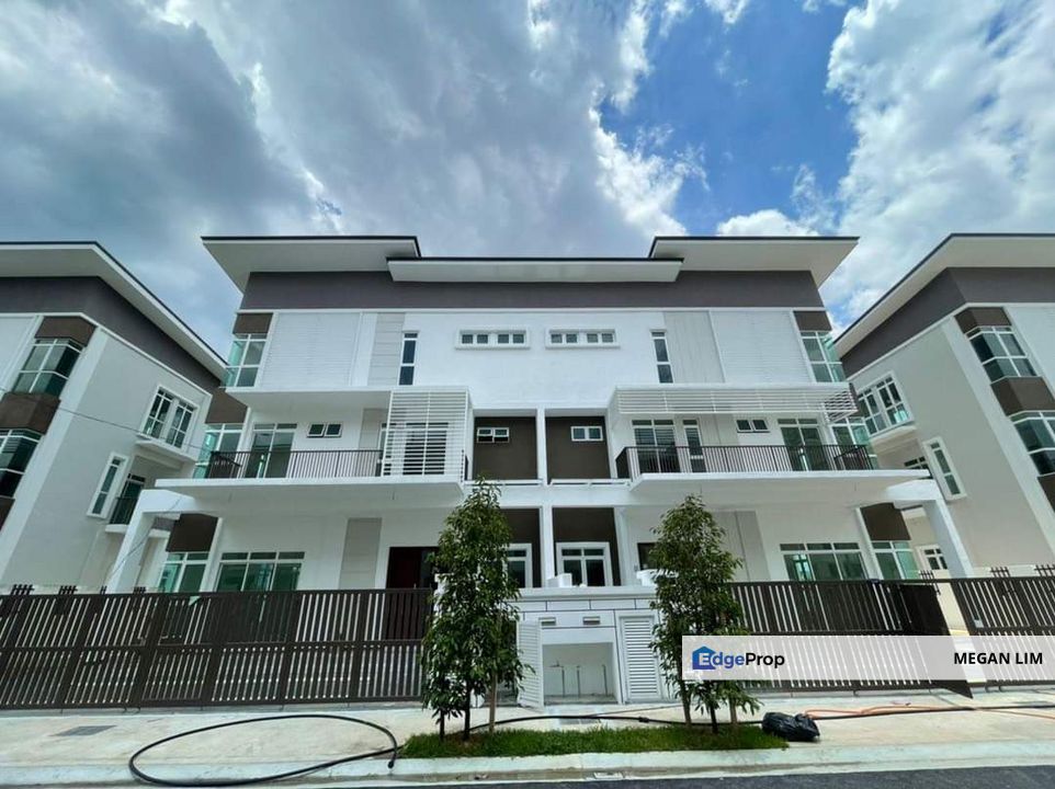 Taman Puncak Indah Ampang Selangor 3 Storey New Semi Detached For Sale