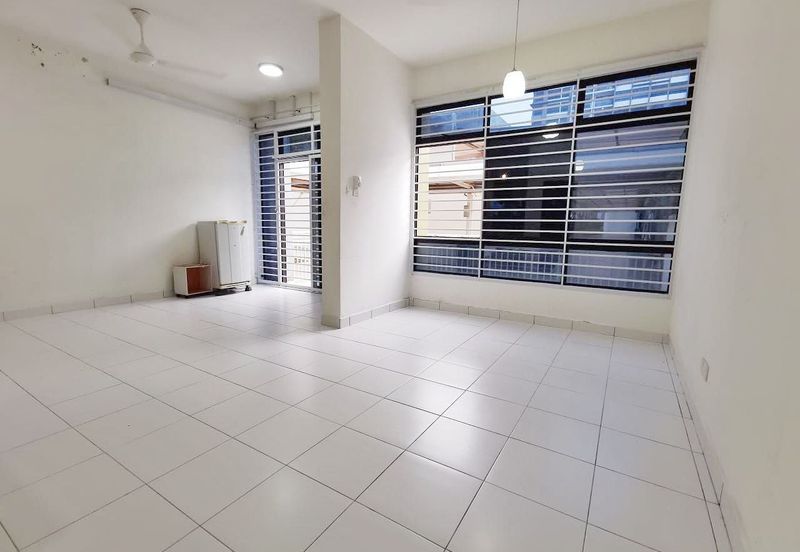 Seri Austin Luxury Apartment