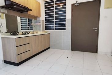 Seri Austin Luxury Apartment