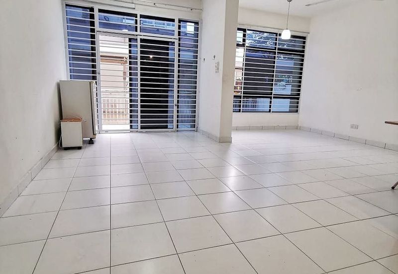 Seri Austin Luxury Apartment