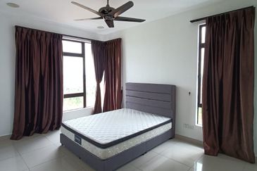 Seri Austin Luxury Apartment