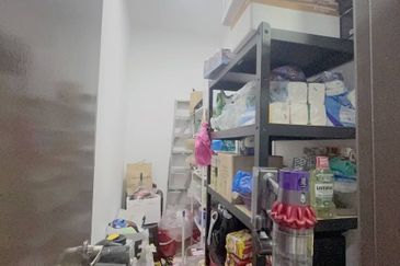 D'Summit Residences @ Kempas Utama