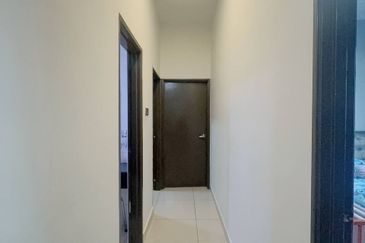 D'Summit Residences @ Kempas Utama