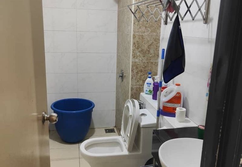 D'Summit Residences @ Kempas Utama