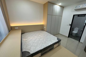 Twin Tower Residence