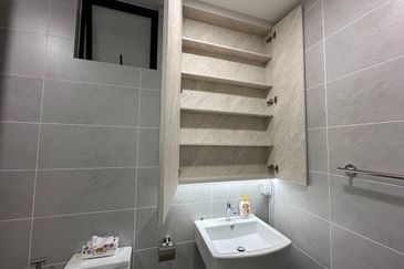 Twin Tower Residence