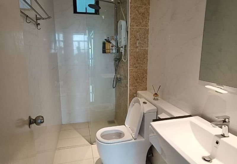 D'Summit Residences @ Kempas Utama