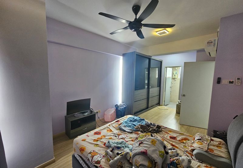 Midas Perling Apartment