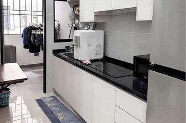 Twin Tower Residence