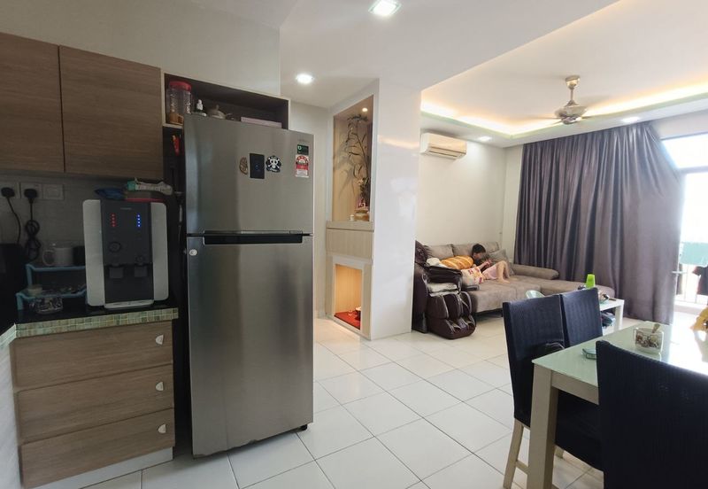 Seri Austin Luxury Apartment