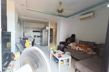 Seri Austin Luxury Apartment