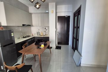 Baypoint @ Country Garden Danga Bay