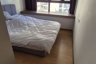 Baypoint @ Country Garden Danga Bay